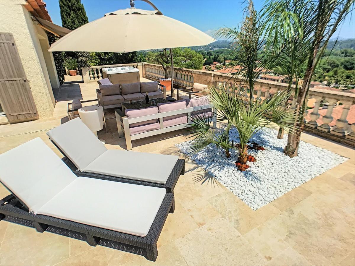 3 Bedrooms Villa Near Cannes - Pool & Jacuzzi - Sea View Mandelieu-la-Napoule Exterior foto