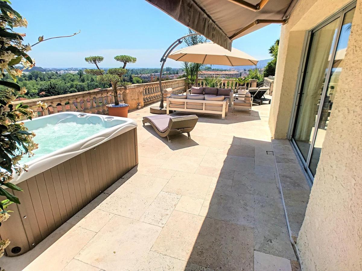 3 Bedrooms Villa Near Cannes - Pool & Jacuzzi - Sea View Mandelieu-la-Napoule Exterior foto