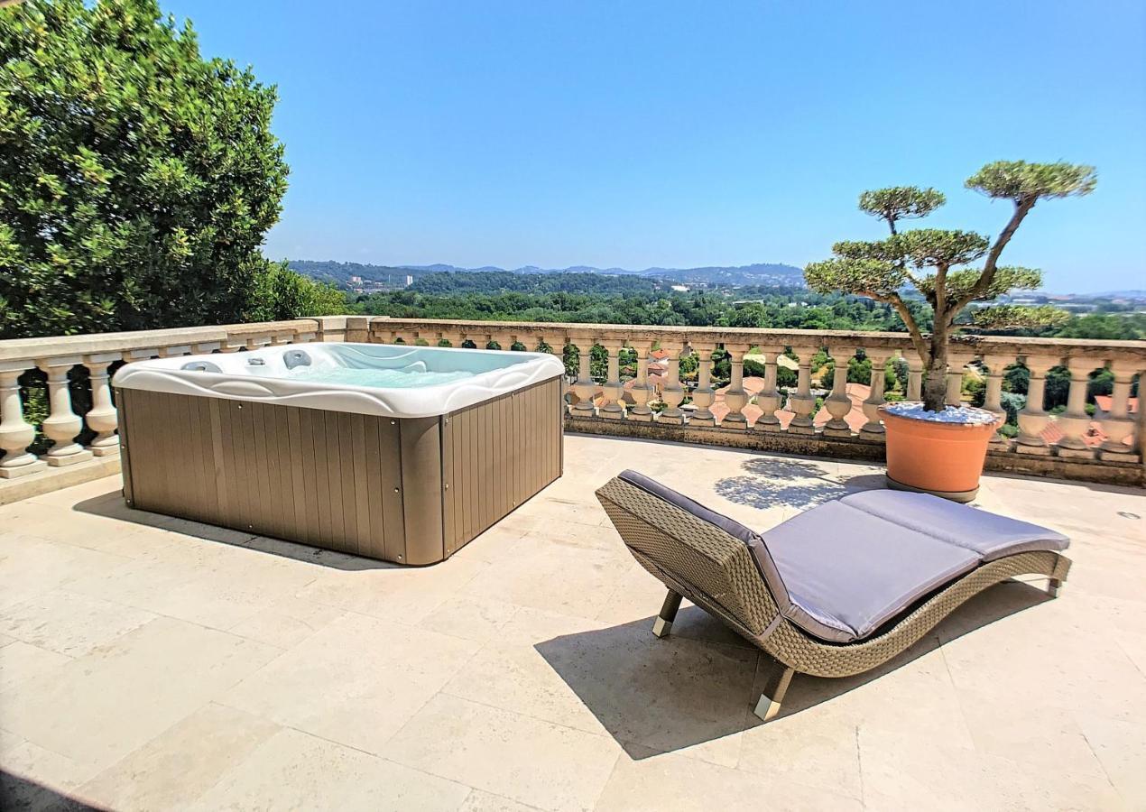 3 Bedrooms Villa Near Cannes - Pool & Jacuzzi - Sea View Mandelieu-la-Napoule Exterior foto