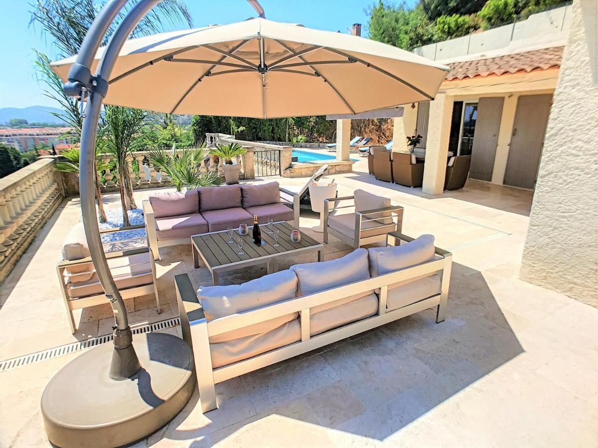 3 Bedrooms Villa Near Cannes - Pool & Jacuzzi - Sea View Mandelieu-la-Napoule Exterior foto